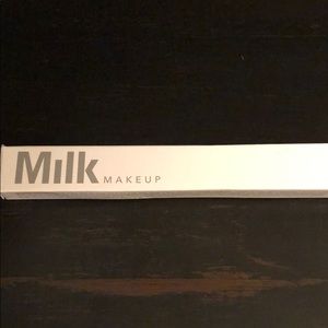 Milk makeup - Gel brow - Dark brew